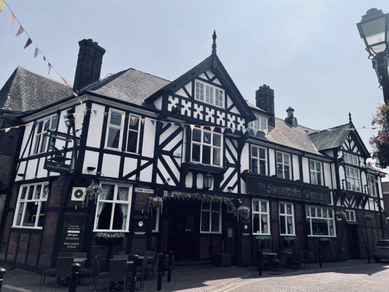 Swinging Witch 768x576