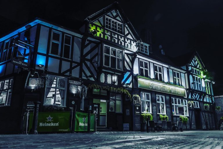 Swinging Witch2 768x512